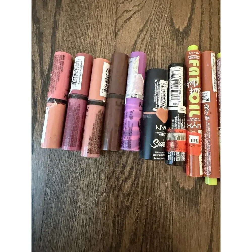 NYX Lip Bundle Butter Gloss, Lipstick 11 Lip Products NEW